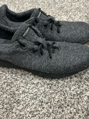 GIESSWEIN Womens Running Shoes Gray Merino Wool Runners, Size EU 39 USA 8.5